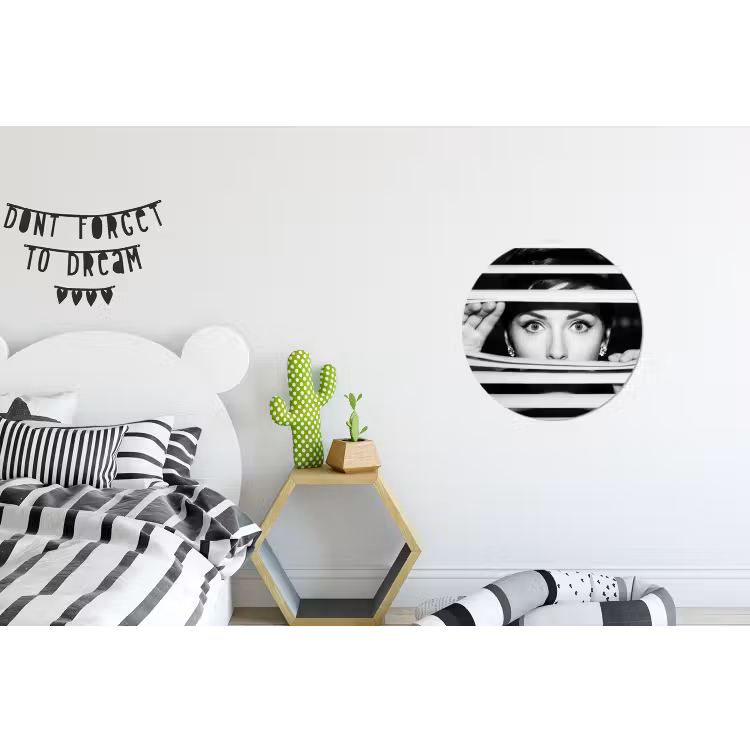 Vrouw - Jaloezieën - Portret - Zwart-wit Wandcirkel aluminium klein -kinderkamer