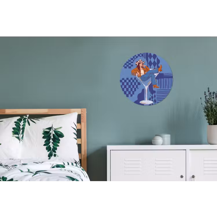 Vrouw - Martini glas - Abstract - Blauw - Kunst Wandcirkel aluminium klein -slaapkamer