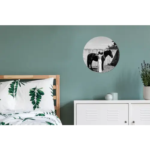 Vrouw - Paard - Artistiek Wandcirkel aluminium klein -slaapkamer