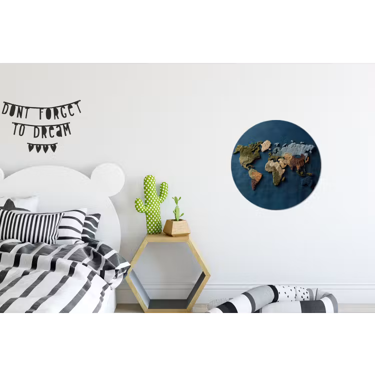 Wereldkaart - Geborduurd - Verschillende tinten Wandcirkel aluminium klein -kinderkamer