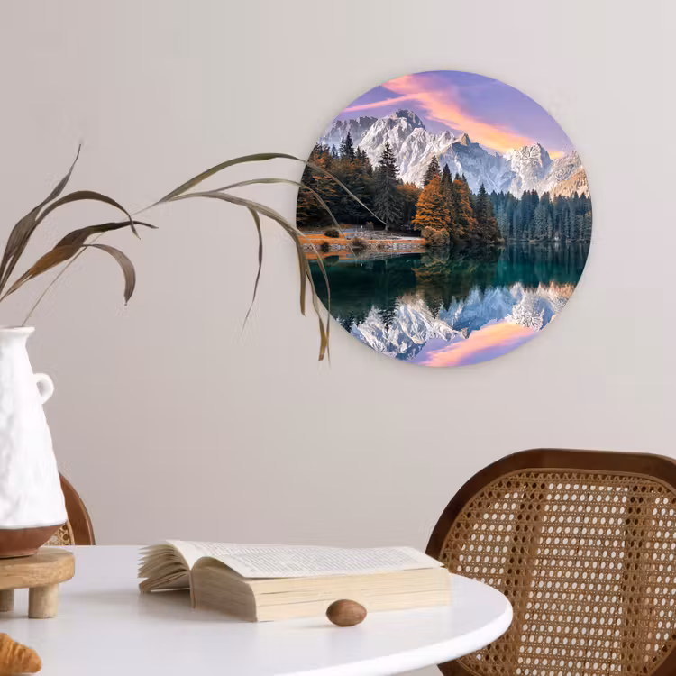 Bergen - Bos - Water - Lucht - Roze - Paars Wandcirkel kunststof plaat 5mm dik klein -sfeer4