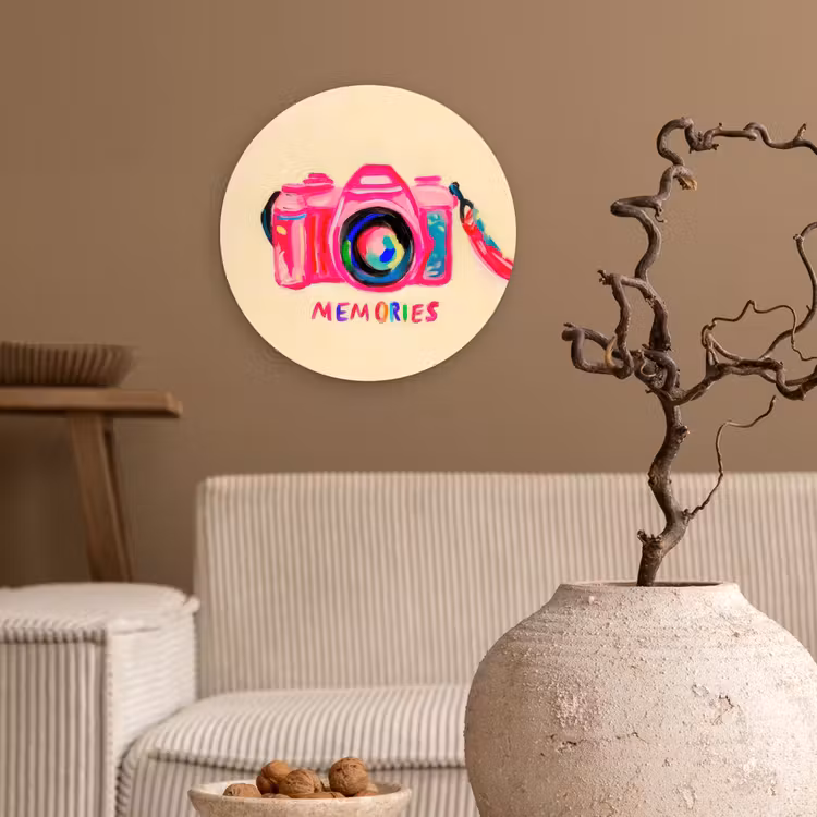 Camera - Memories - Roze - Geschilderd Wandcirkel kunststof plaat 5mm dik klein -sfeer1