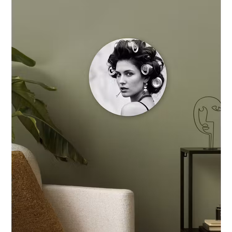 Edgy - Vrouw - Zwart - Wit Wandcirkel kunststof plaat 5mm dik klein -sfeer3