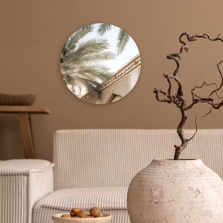 Gebouw - Palmbomen - Beige - Zon Wandcirkel plexiglas klein -sfeer1