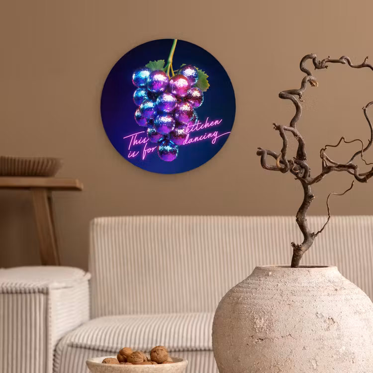 Quote - Neon - Disco - Druiven Wandcirkel plexiglas klein -sfeer1