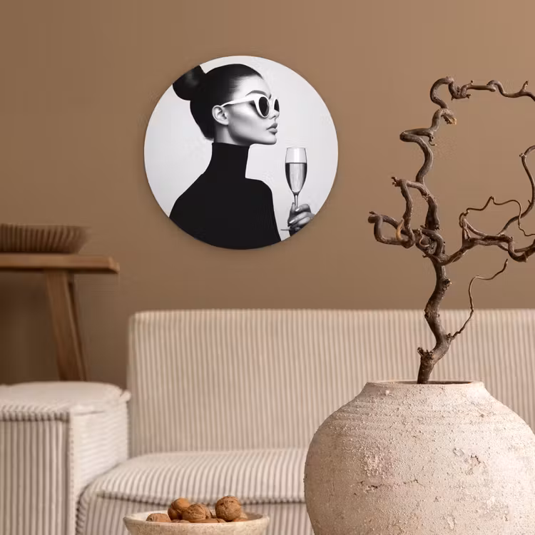 Vrouw - Champagne - Modern Wandcirkel plexiglas klein -sfeer1
