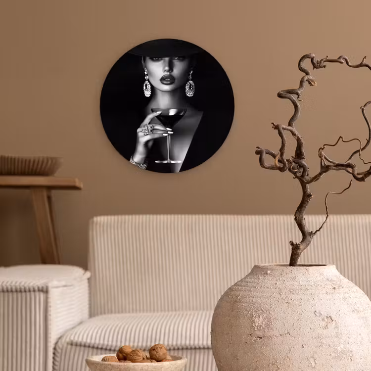 Vrouw - Cocktail - Chic Wandcirkel plexiglas klein -sfeer1