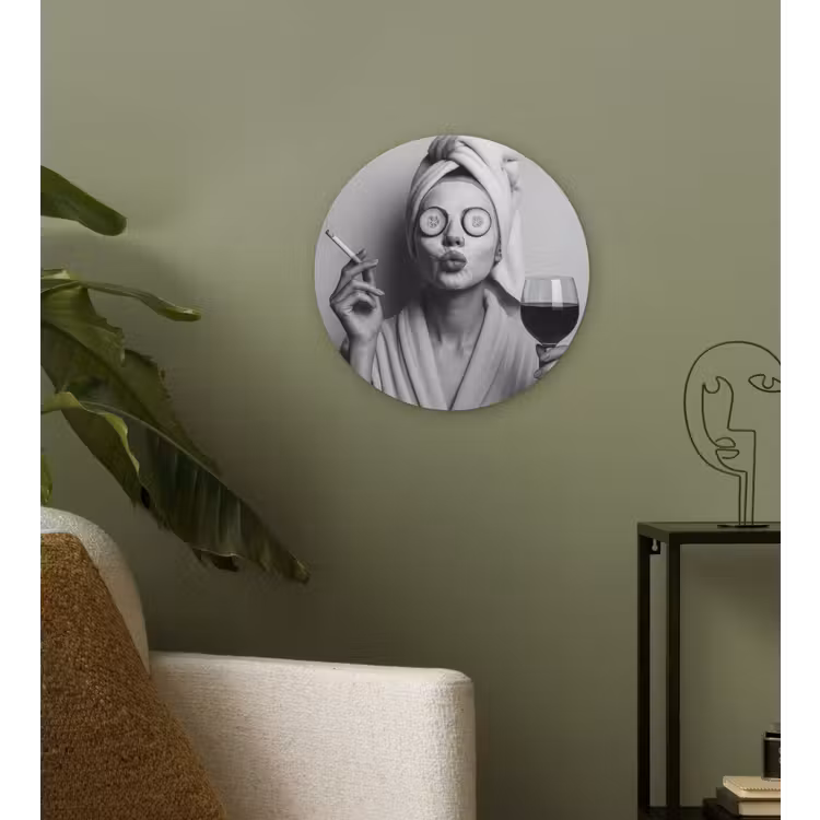 Vrouw - Masker - Wijn - Sigaret Wandcirkel plexiglas klein -sfeer3