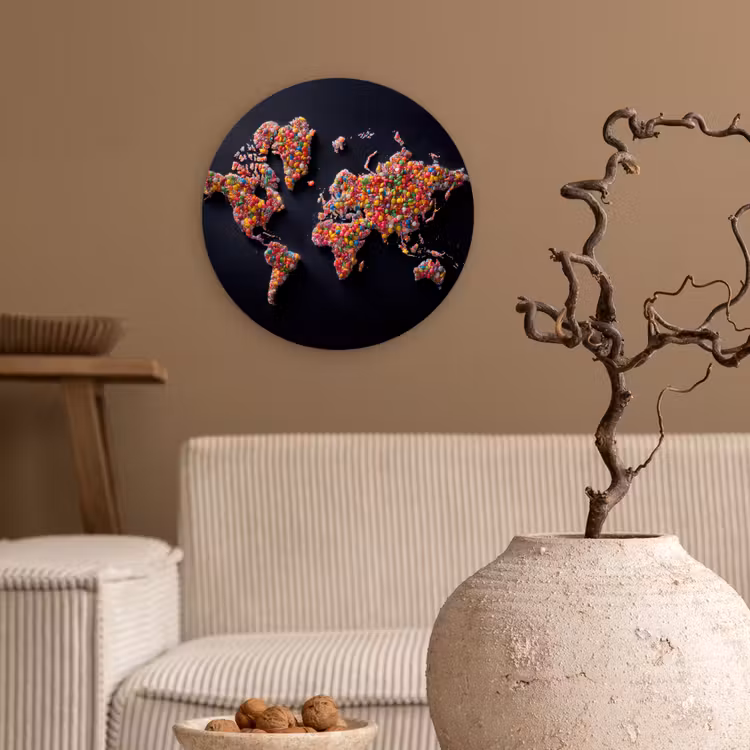 Wereldkaart - Snoepjes - Felle kleuren Wandcirkel plexiglas klein -sfeer1