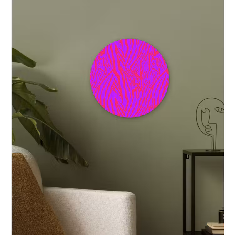 Zebra - Neon - Roze - Paars Wandcirkel plexiglas klein 852 -sfeer3