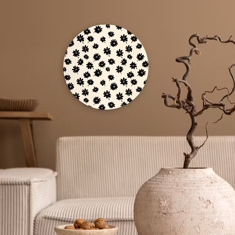 Madeliefjes - Grafisch - Zwart - Beige Wandcirkel kunststof plaat 5mm dik klein 188 -sfeer1