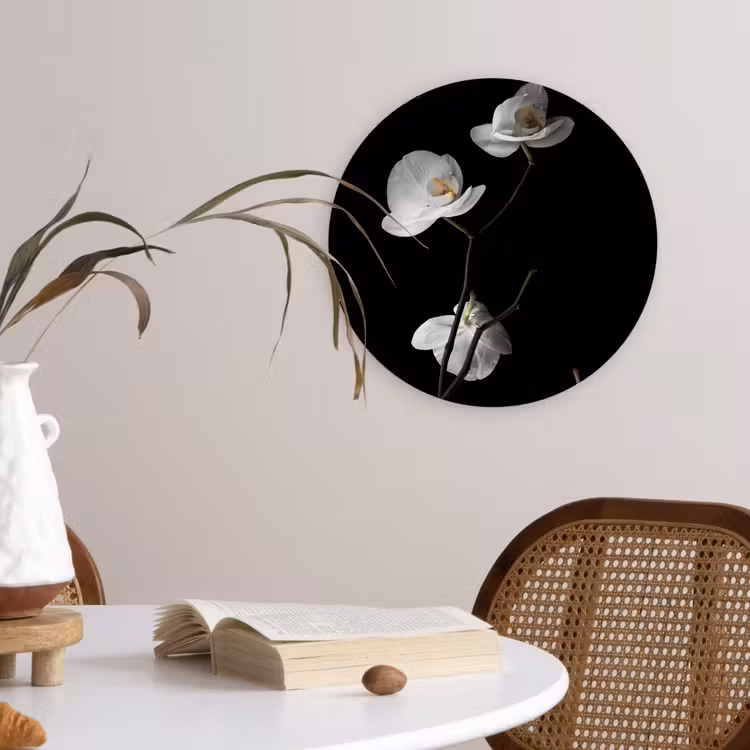 Orchidee - Bloemen - Zwart - Wit - Stilleven Wandcirkel kunststof plaat 5mm dik klein -sfeer4
