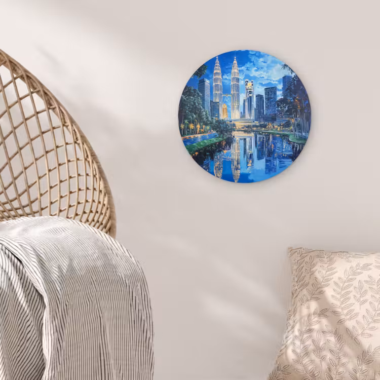 Stad Kuala Lumpur - Skyline - Wolkenkrabbers - Water Wandcirkel kunststof plaat 5mm dik klein -sfeer5