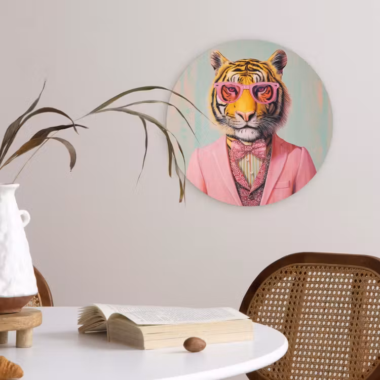 Tijger - Strik - Jasje - Roze Wandcirkel kunststof plaat 5mm dik klein -sfeer4