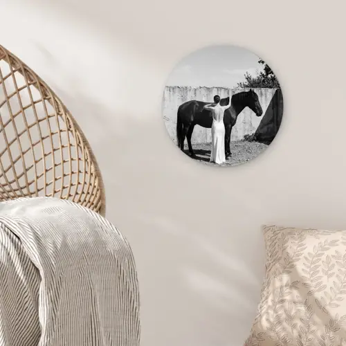 Vrouw - Paard - Artistiek Wandcirkel kunststof plaat 5mm dik klein -sfeer5