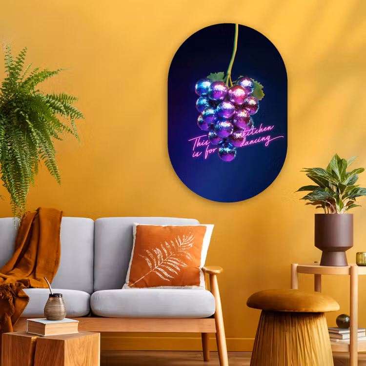 Quote - Neon - Disco - Druiven Wandcirkel Ovaal Glas middel -sfeer4