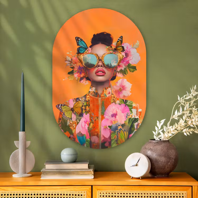 Vlinders - Vrouw - Zonnebril - Kleurrijk Wandcirkel Ovaal Glas middel -sfeer2