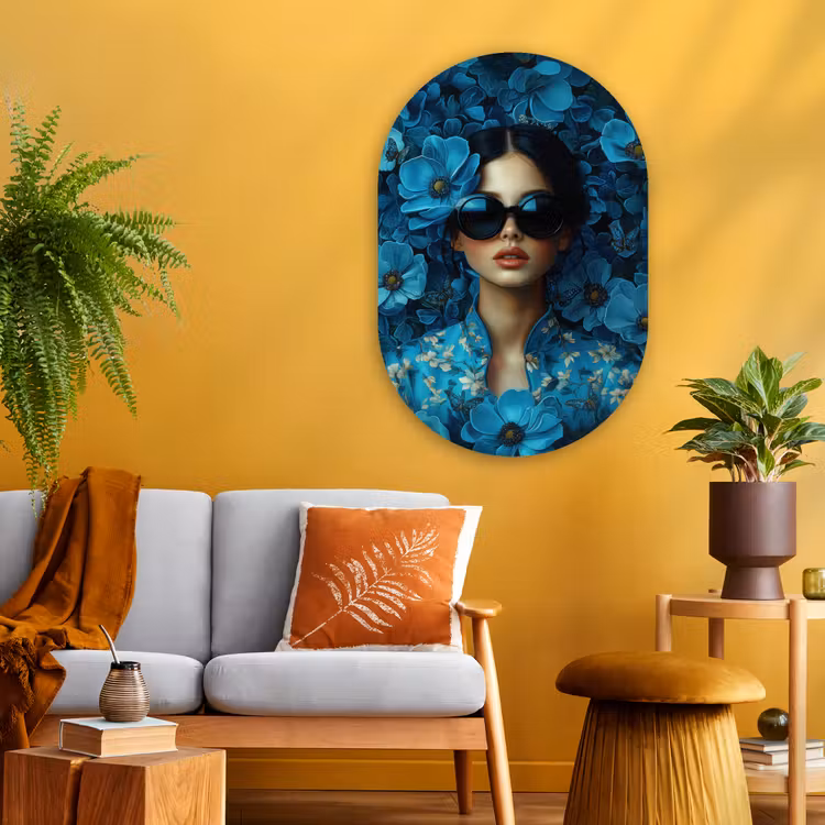 Vrouw - Bloemen - Blauw - Aesthetic - Luxe Wandcirkel Ovaal Glas middel -sfeer4