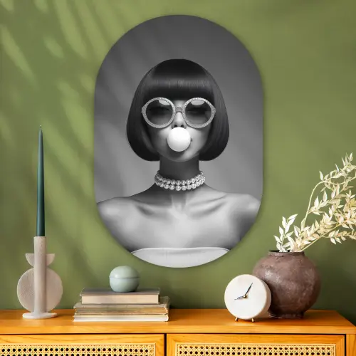 Vrouw - Zwart Wit - Ketting - Zonnebril Wandcirkel Ovaal Glas middel -sfeer2