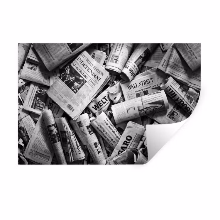 Krant - Stapel - Nieuws - Zwart-wit Muursticker klein -3d