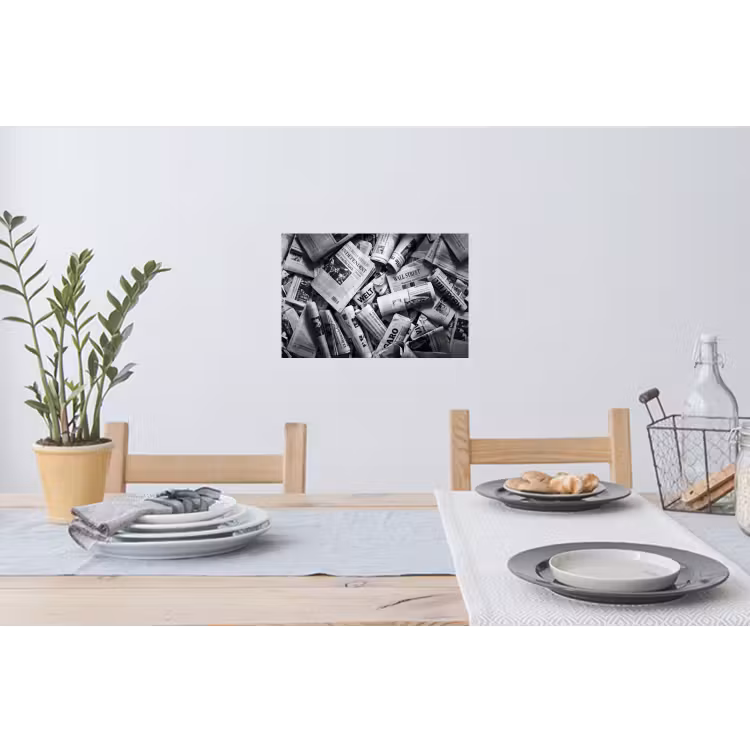 Krant - Stapel - Nieuws - Zwart-wit Muursticker klein -eettafel