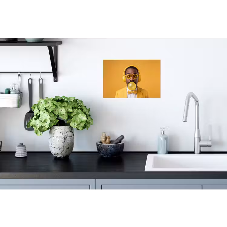Man - Bubblegum - Portret - Geel - Modern Muursticker klein -keuken