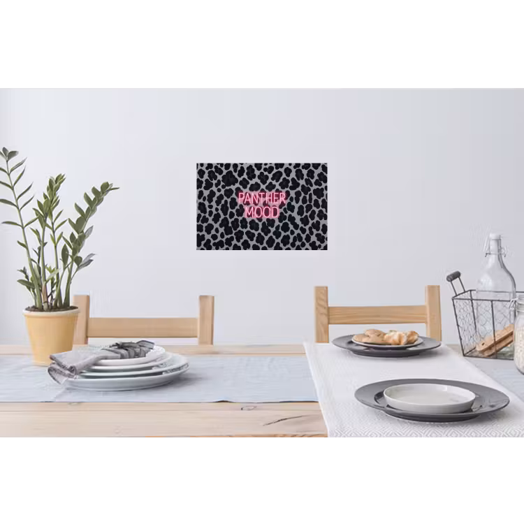 Panterprint - Zwart - Neonletters - Roze Muursticker klein -eettafel