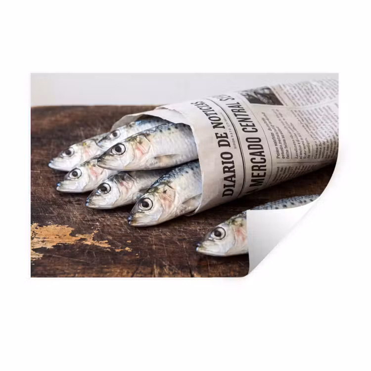 Muursticker - Sardientje - krant - snijplank - Sardientje - krant - snijplank Muursticker klein