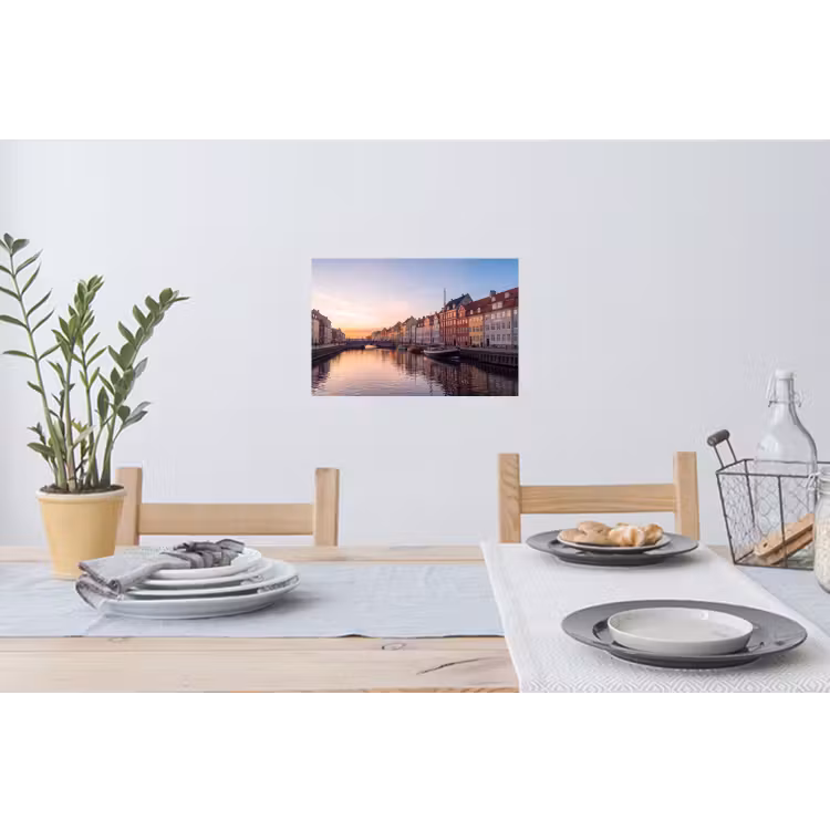Stad - Gracht - Zonsondergang - Klassiek - Kleurrijk Muursticker klein -eettafel