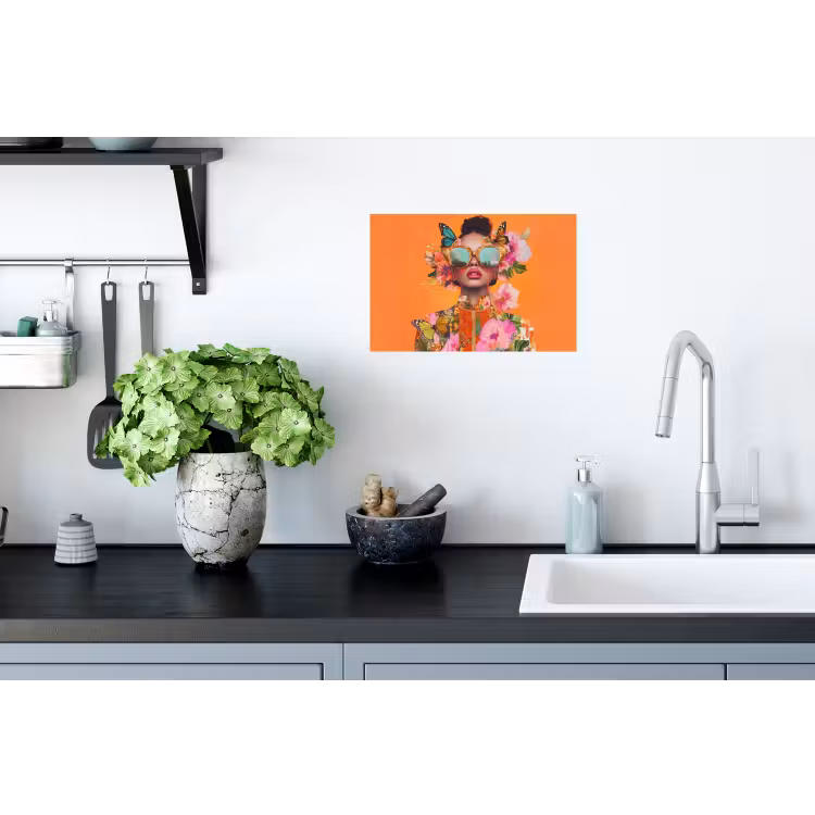 Vlinders - Vrouw - Zonnebril - Kleurrijk Muursticker klein -keuken