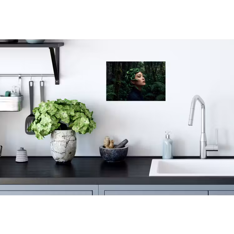 Vrouw - Slang - Natuur - Mystiek - Groen Muursticker klein -keuken