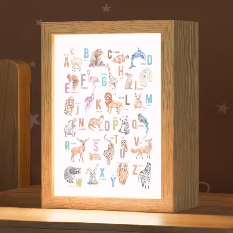 Alfabet - Educatief - Letters leren voor kinderen - Wilde dieren - Kleurrijk Light Box met kabel klein -zzz_3d_website