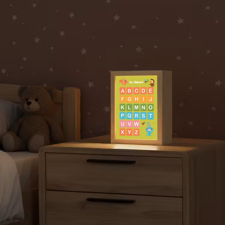 Educatief - Alfabet leren - Groen - Bosdieren - Letters Light Box met kabel klein -sfeer1_kind