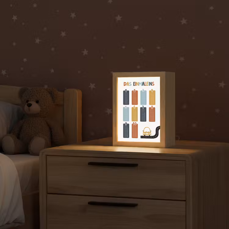 Educatief - Leren rekenen - Auto - Vermenigvuldigingstabel Light Box met kabel klein -sfeer1_kind