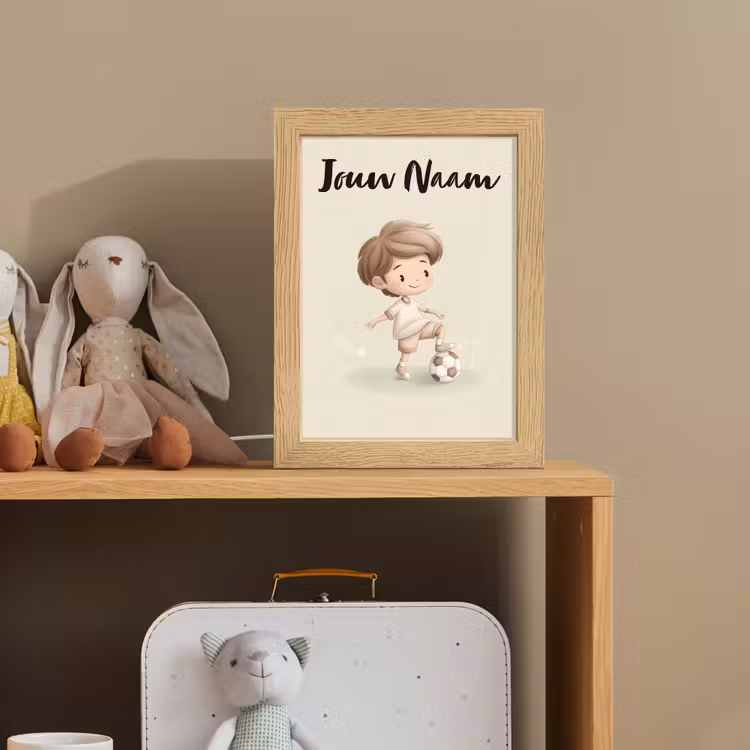 Jongen - Bruin - Voetbal - Minimalistisch Light Box met kabel (Kinderlampje) klein -sfeer2_kind