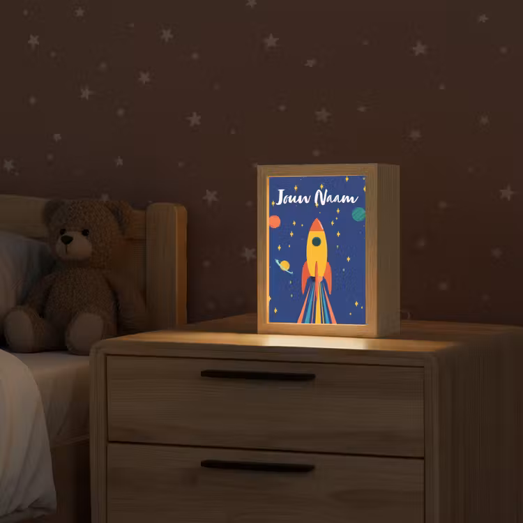 Kleurrijk - Raket - Ruimte Light Box met kabel (Kinderlampje) klein -sfeer1_kind