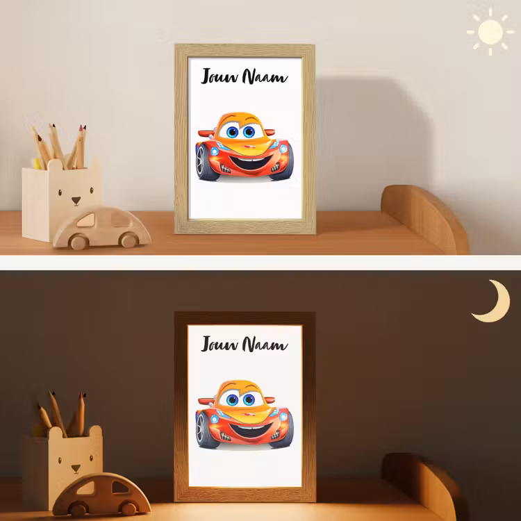 Raceauto - Oranje - Jongens - Kinderen - Auto Light Box met kabel (Kinderlampje) klein -sfeer3_kind