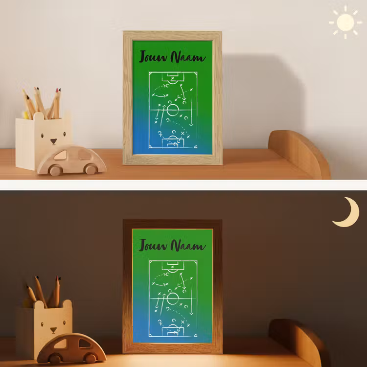 Voetbal - Tactiek - Spel - Groen - Blauw Light Box met kabel (Kinderlampje) klein -sfeer3_kind