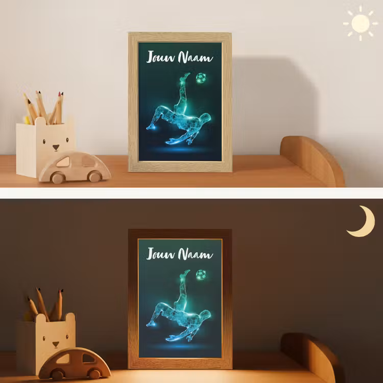 Voetbal - Voetballer - Jongen - Zwart Light Box met kabel (Kinderlampje) klein -sfeer3_kind