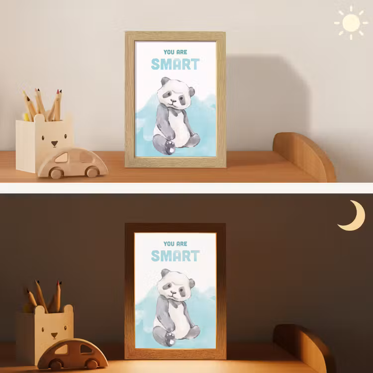 Panda - Blauw - Quote - 'You are smart' Light Box met kabel klein -sfeer3_kind