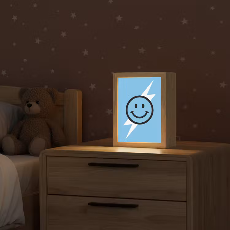 Smiley - Blauw - Bliksem Light Box met kabel (Kinderlampje) klein -sfeer1_kind