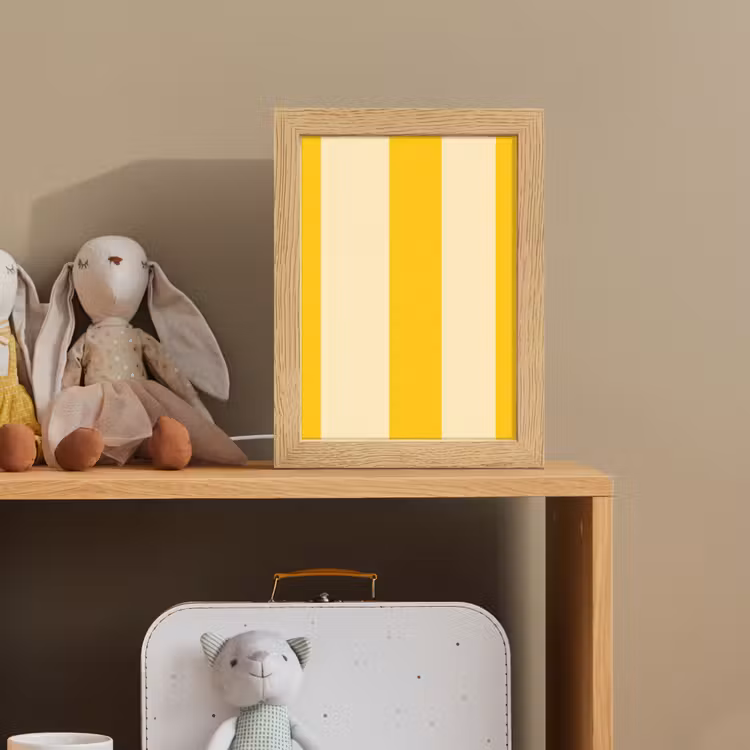 Strepen - Klassiek - Geel Light Box met kabel (Kinderlampje) klein 904 -sfeer2_kind