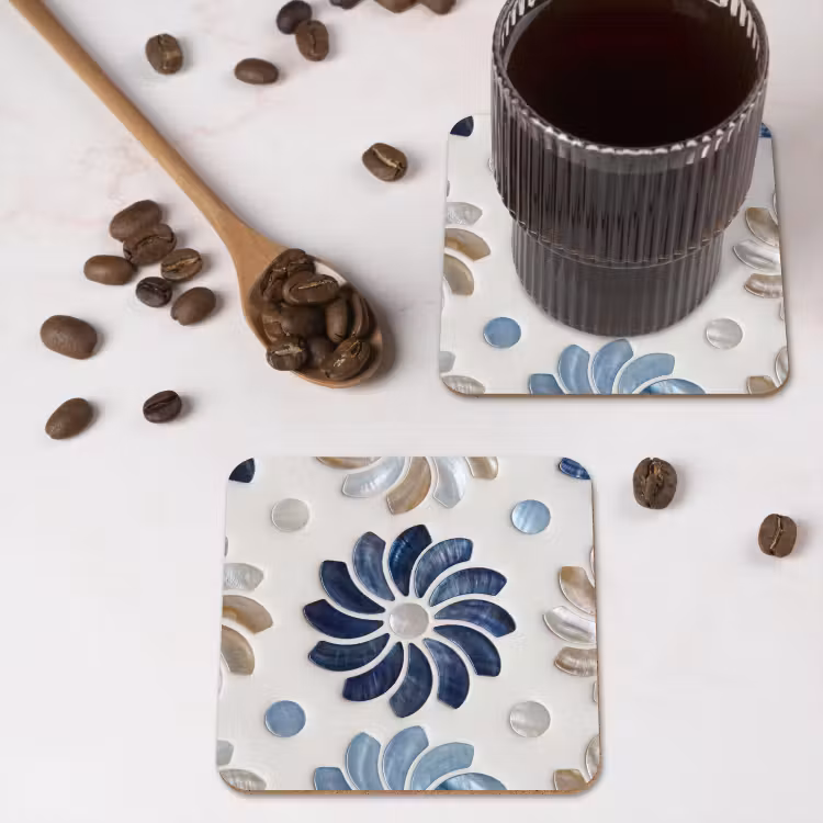 Bloemen - Parelmoer - Abstract - Patroon - Blauw onderzetter kurk middel -sfeer2