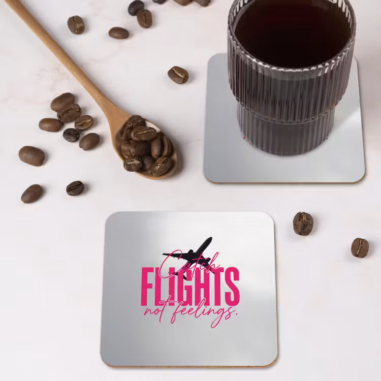 Catch flights not feelings - Vliegtuig - Roze onderzetter kurk middel -sfeer2