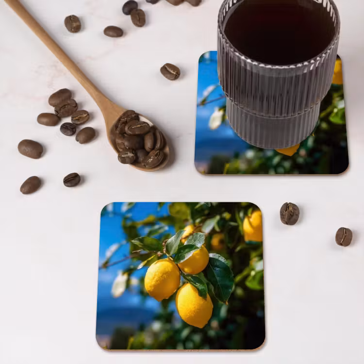 Citroenen - Bladeren - Blauwe lucht onderzetter kurk middel -sfeer2