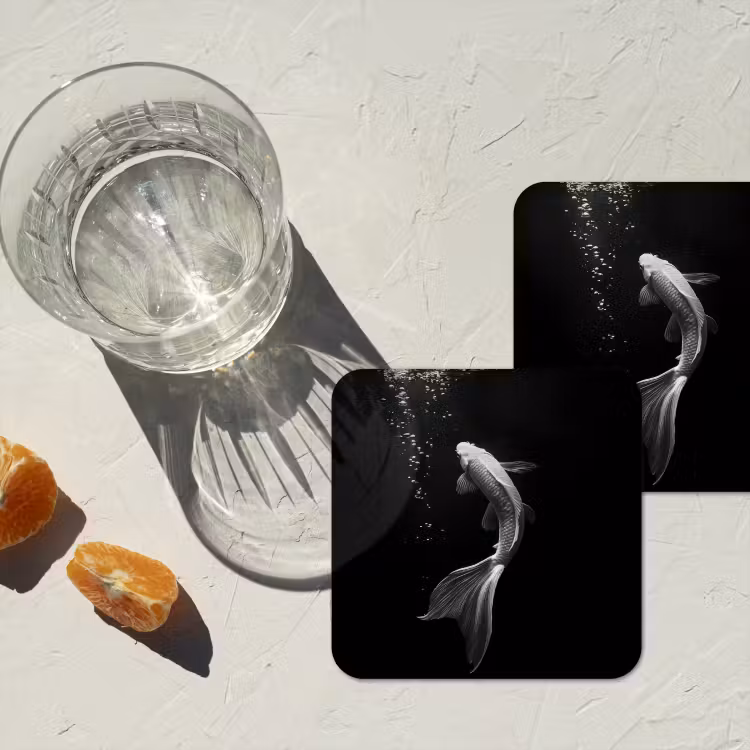Koi - Vis - Wit - Zwart onderzetter kurk middel -sfeer4