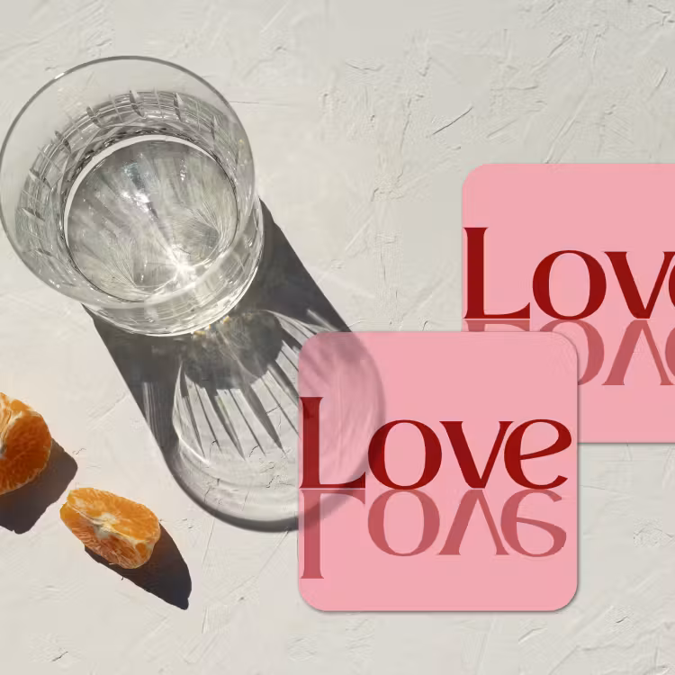 Love - Roze - Spiegeling onderzetter kurk middel -sfeer4