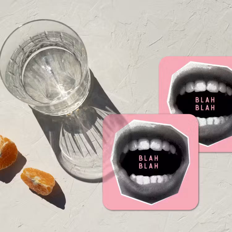 Mond - BLAH BLAH - Roze onderzetter kurk middel -sfeer4