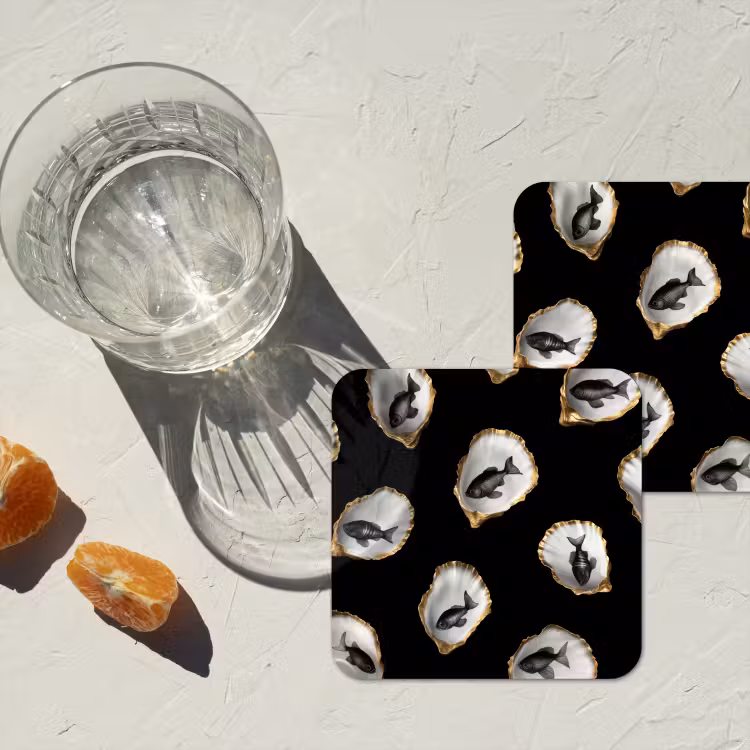 Oesters - Zwart - Vissen - Goud onderzetter kurk middel -sfeer4