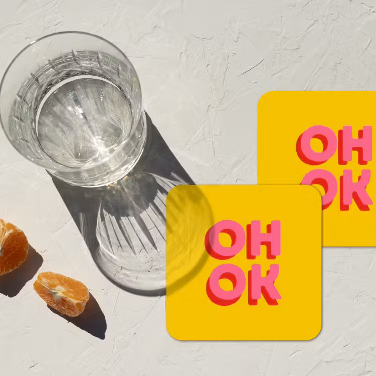Oh ok - 3D - Geel - Roze onderzetter kurk middel -sfeer4